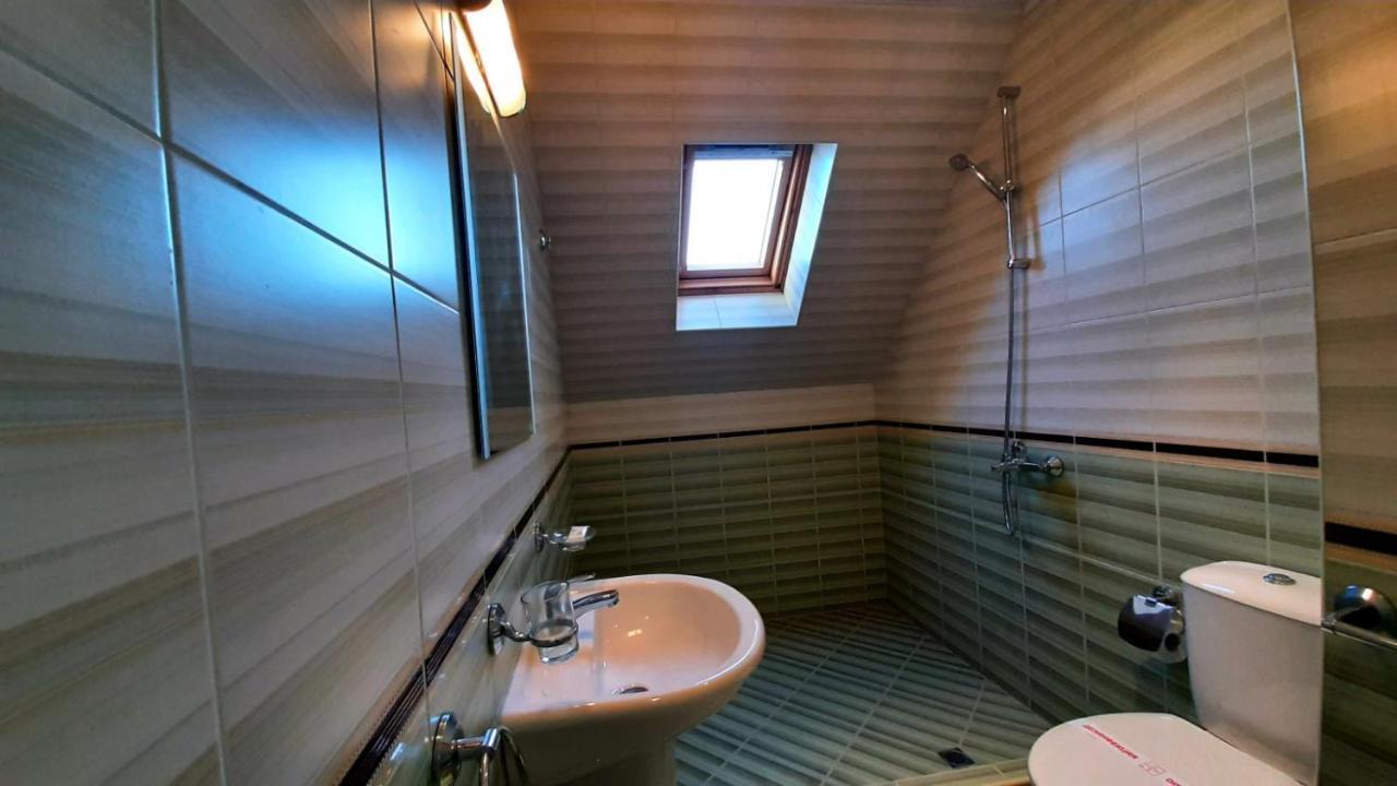 נסבר Adri Guest House מראה חיצוני תמונה